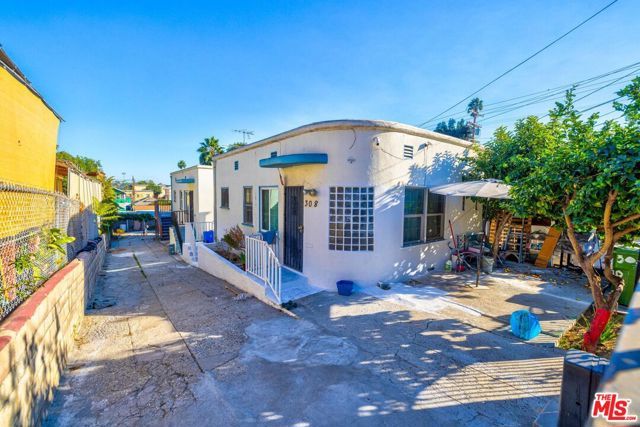 308 E Edgeware Road, Los Angeles, CA 90026
