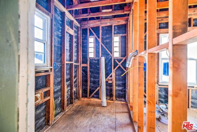 308 E Edgeware Road, Los Angeles, CA 90026