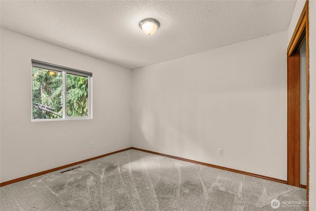 4920 63rd Avenue W, University Place, WA 98467