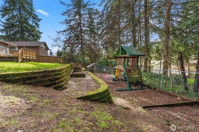 4920 63rd Avenue W, University Place, WA 98467