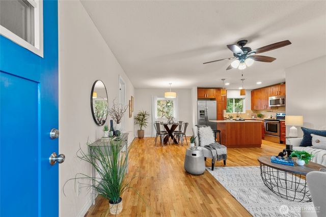 4920 63rd Avenue W, University Place, WA 98467