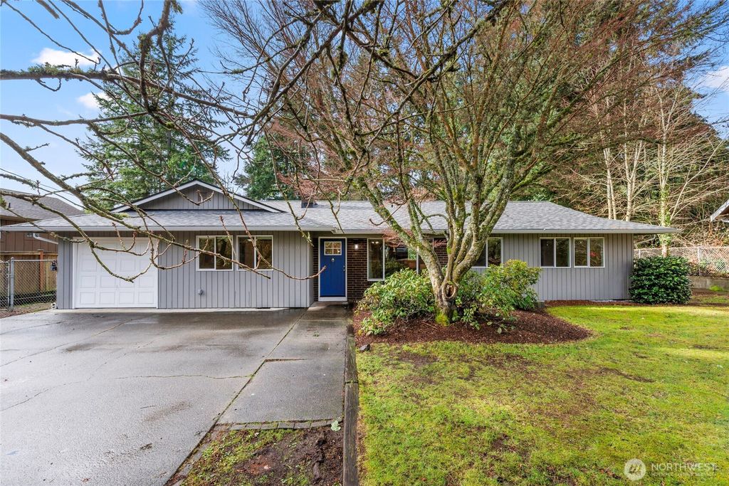 4920 63rd Avenue W, University Place, WA 98467