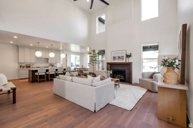 2136 N 725 W, Centerville, UT 84014