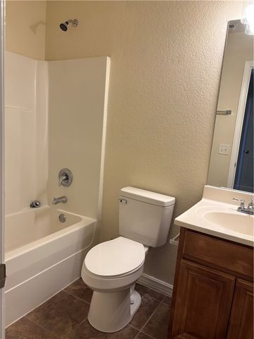 2388 Harris Drive, Fayetteville, AR 72701