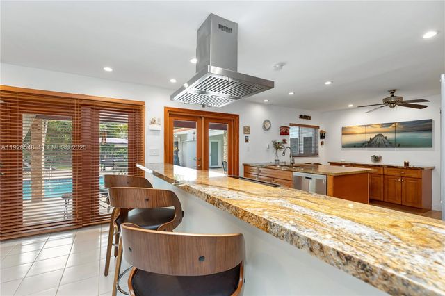 360 Menores Ave, Coral Gables, FL 33134