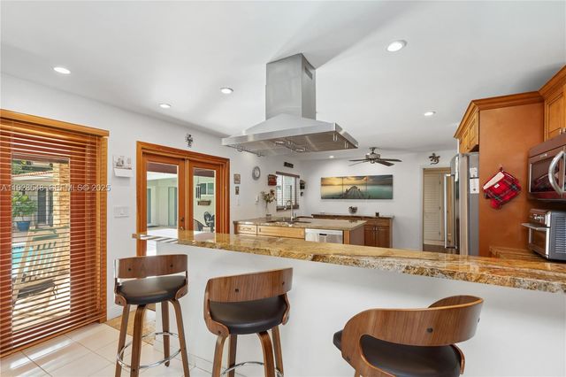 360 Menores Ave, Coral Gables, FL 33134