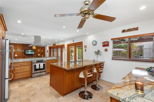 360 Menores Ave, Coral Gables, FL 33134