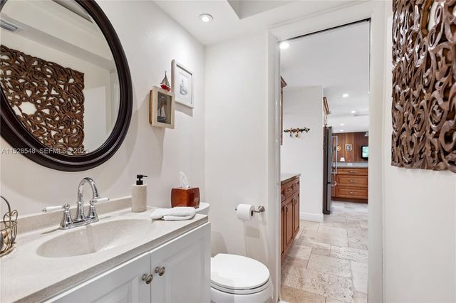 360 Menores Ave, Coral Gables, FL 33134