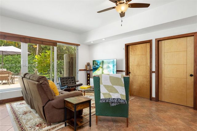 360 Menores Ave, Coral Gables, FL 33134