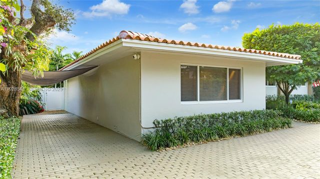 360 Menores Ave, Coral Gables, FL 33134