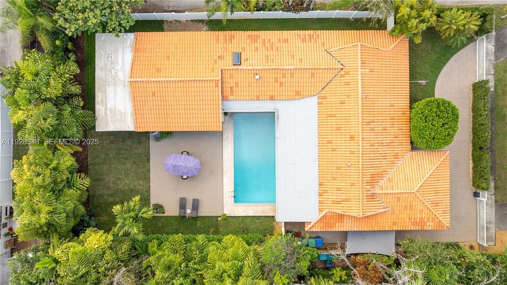 360 Menores Ave, Coral Gables, FL 33134