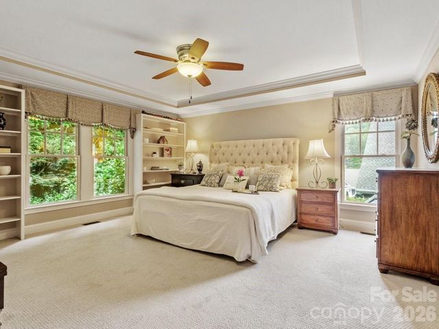 6 Creekside Way, Asheville, NC 28804