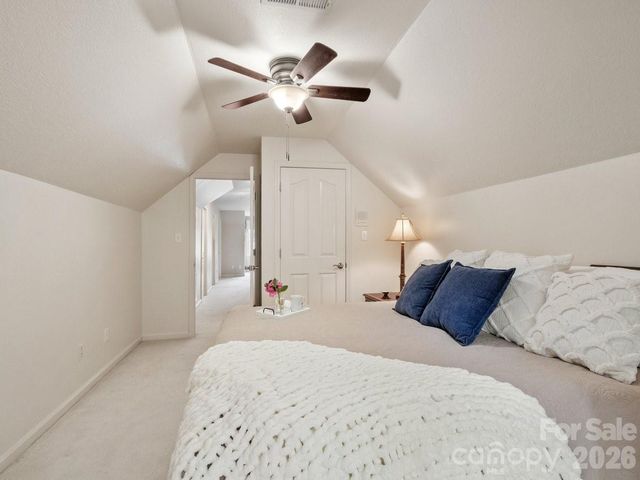 6 Creekside Way, Asheville, NC 28804