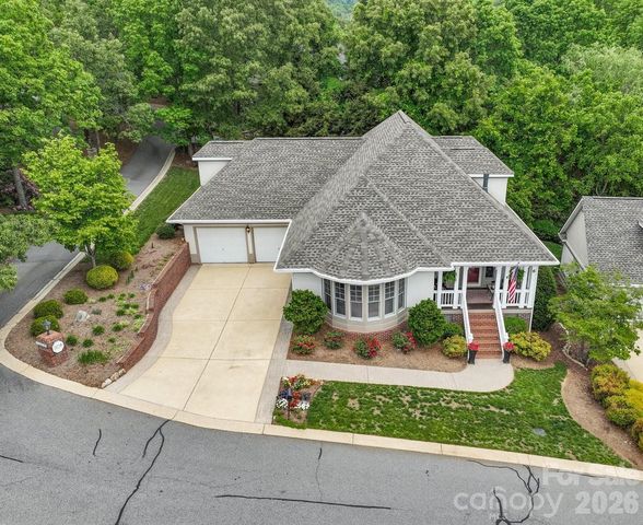 6 Creekside Way, Asheville, NC 28804