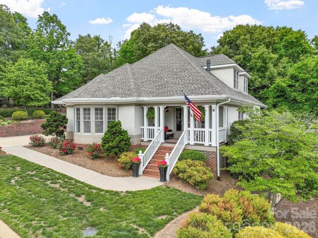 6 Creekside Way, Asheville, NC 28804