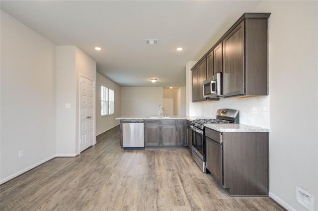 8403 Baywatch Circle, Baytown, TX 77523