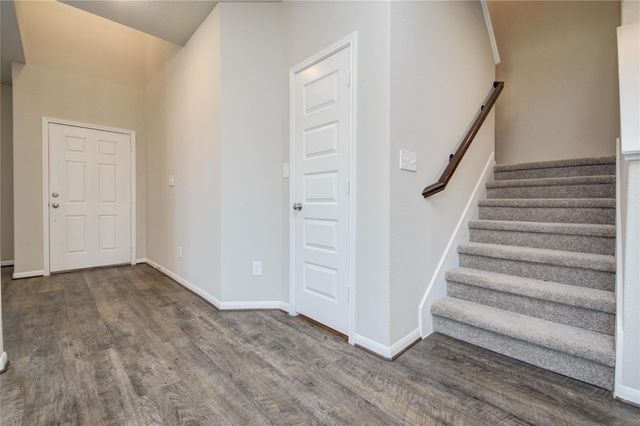8403 Baywatch Circle, Baytown, TX 77523