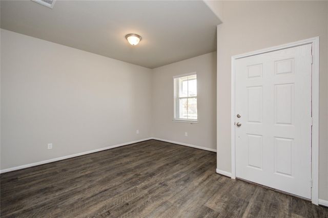 8403 Baywatch Circle, Baytown, TX 77523