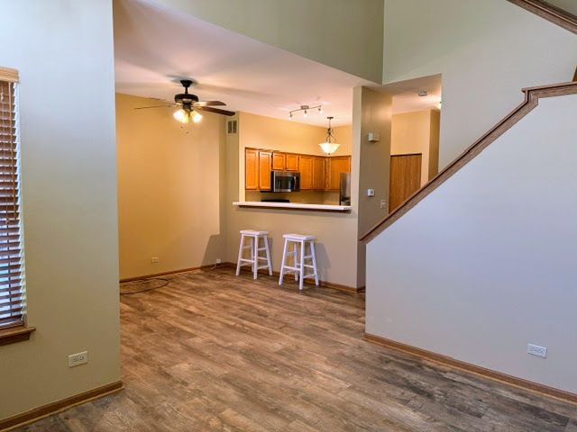 5 Dewalt Court, Elmhurst, IL 60126