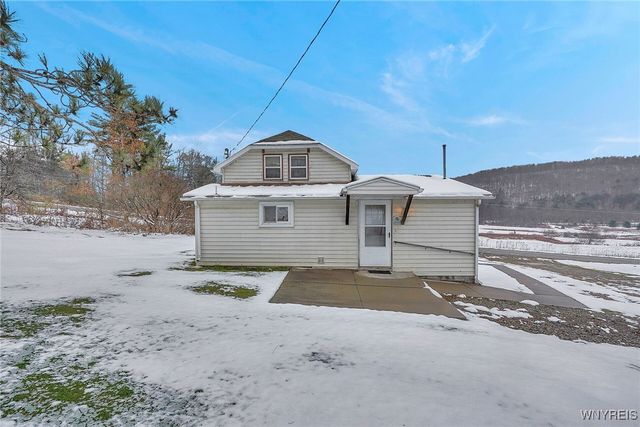 944 Coyle Road, Bolivar, NY 14715