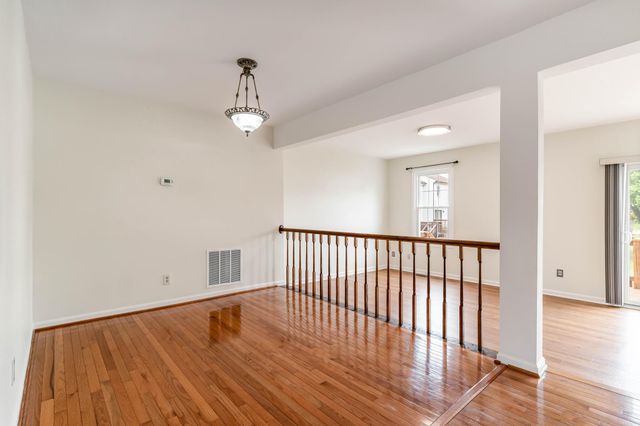 5922 SURRATTS VILLAGE DR, Clinton, MD 20735