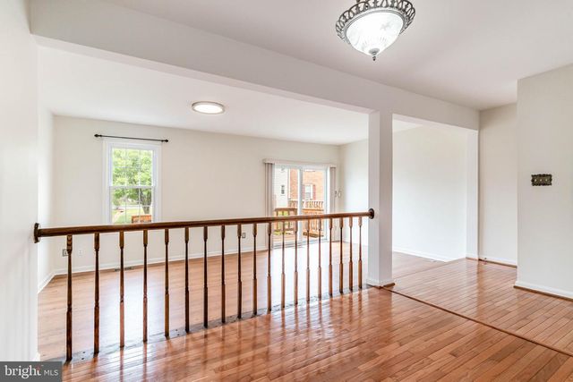 5922 SURRATTS VILLAGE DR, Clinton, MD 20735