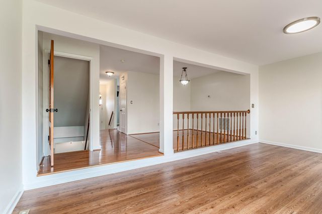 5922 SURRATTS VILLAGE DR, Clinton, MD 20735
