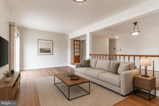 5922 SURRATTS VILLAGE DR, Clinton, MD 20735