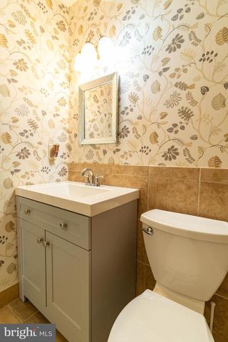 5922 SURRATTS VILLAGE DR, Clinton, MD 20735
