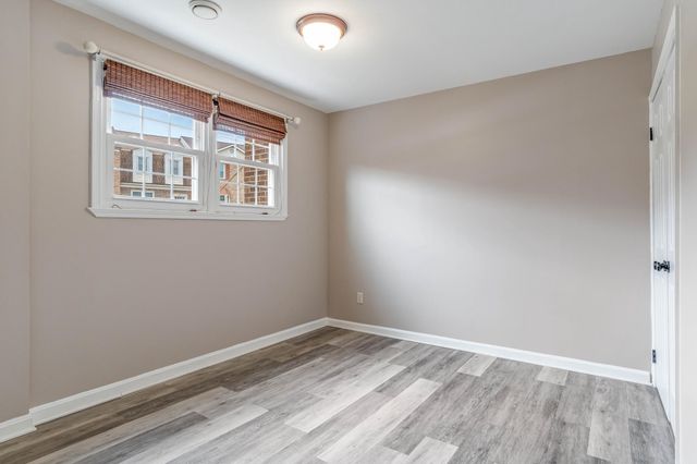 5922 SURRATTS VILLAGE DR, Clinton, MD 20735