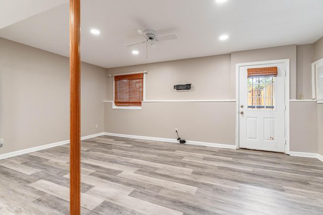 5922 SURRATTS VILLAGE DR, Clinton, MD 20735