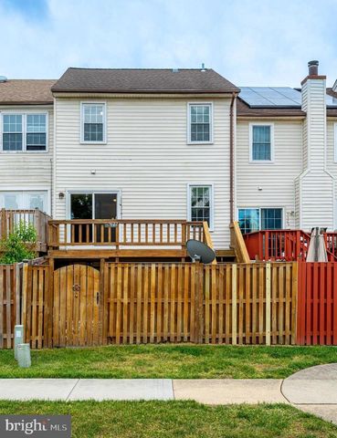 5922 SURRATTS VILLAGE DR, Clinton, MD 20735