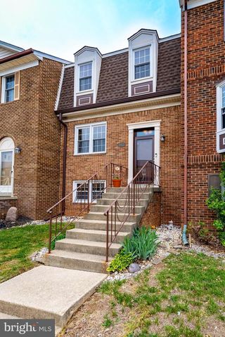 5922 SURRATTS VILLAGE DR, Clinton, MD 20735