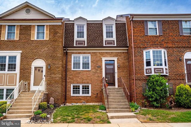 5922 SURRATTS VILLAGE DR, Clinton, MD 20735