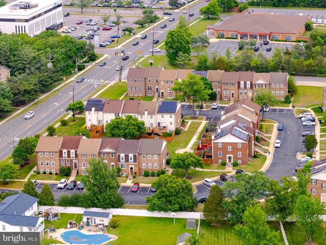 5922 SURRATTS VILLAGE DR, Clinton, MD 20735