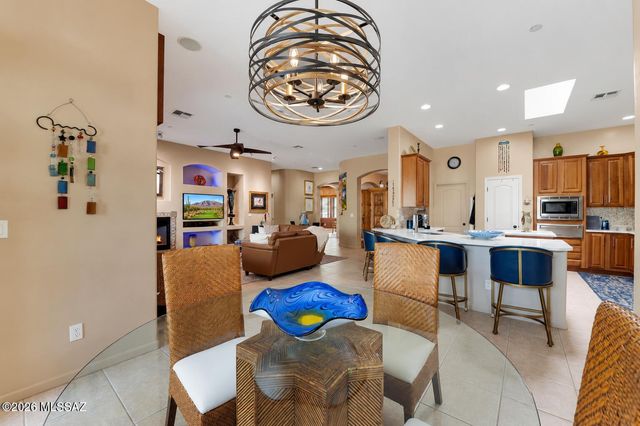 1236 W Portico Drive, Oro Valley, AZ 85755