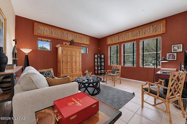 1236 W Portico Drive, Oro Valley, AZ 85755