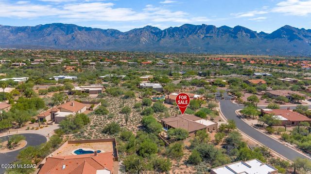 1236 W Portico Drive, Oro Valley, AZ 85755