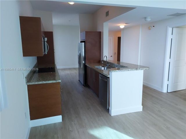 2641 N Flamingo Rd 307N, Sunrise, FL 33323