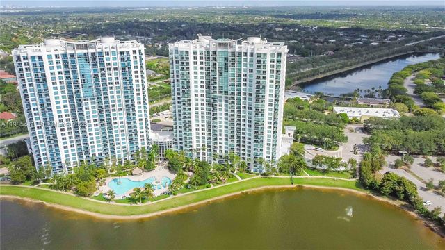 2641 N Flamingo Rd 307N, Sunrise, FL 33323