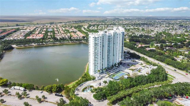 2641 N Flamingo Rd 307N, Sunrise, FL 33323