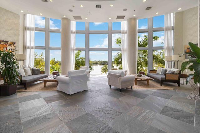 2641 N Flamingo Rd 307N, Sunrise, FL 33323