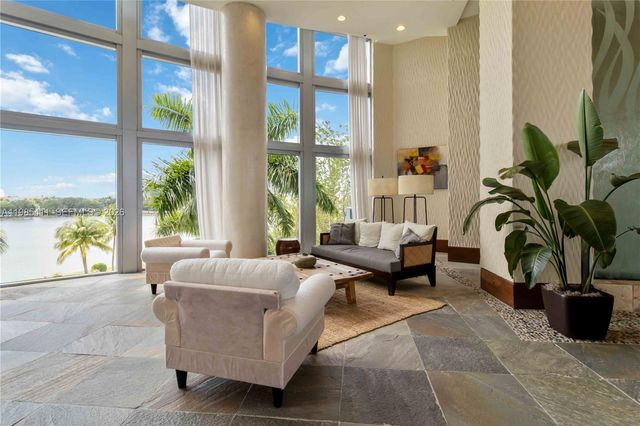 2641 N Flamingo Rd 307N, Sunrise, FL 33323