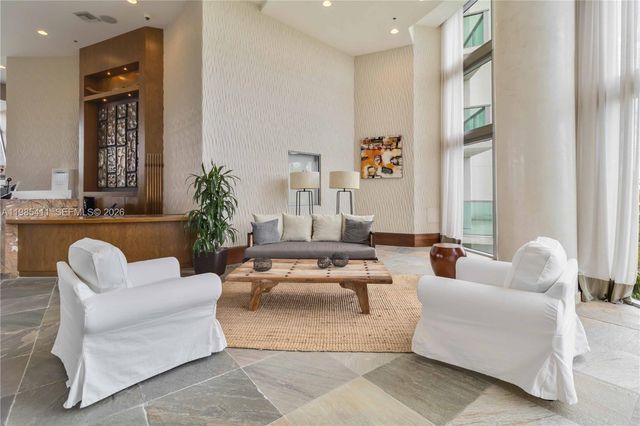 2641 N Flamingo Rd 307N, Sunrise, FL 33323