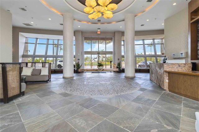 2641 N Flamingo Rd 307N, Sunrise, FL 33323