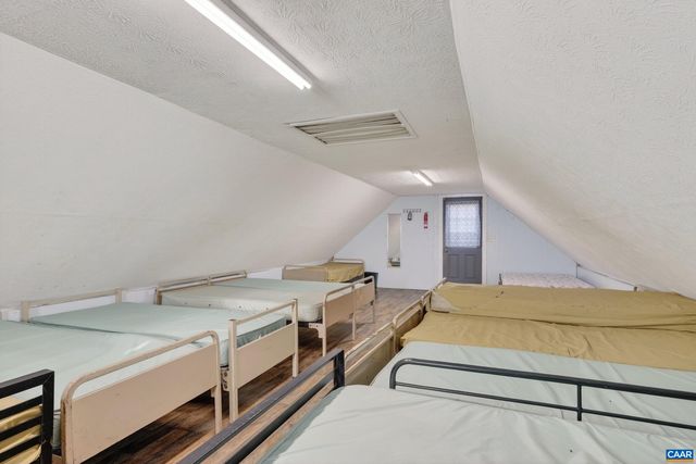 443 MEADOW VIEW LN, Fort Valley, VA 22652