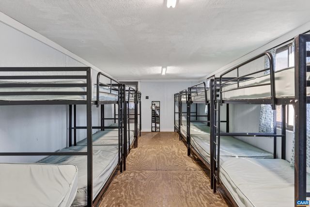 443 MEADOW VIEW LN, Fort Valley, VA 22652