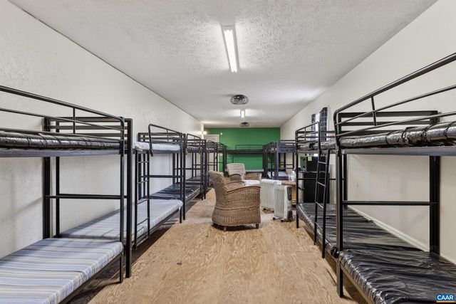 443 MEADOW VIEW LN, Fort Valley, VA 22652