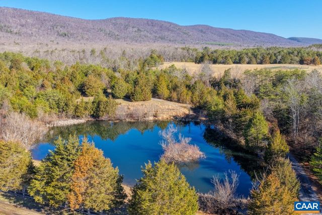 443 MEADOW VIEW LN, Fort Valley, VA 22652