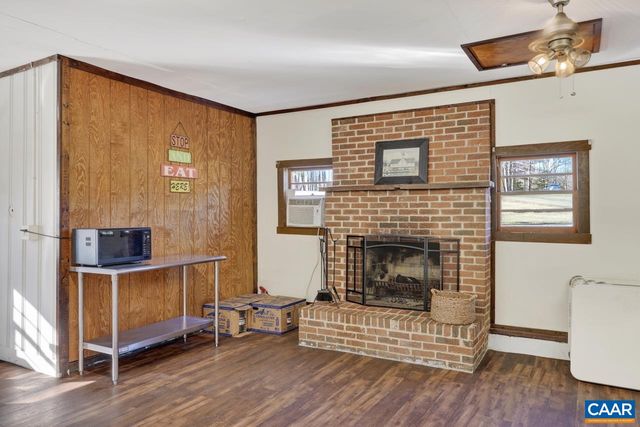 443 MEADOW VIEW LN, Fort Valley, VA 22652